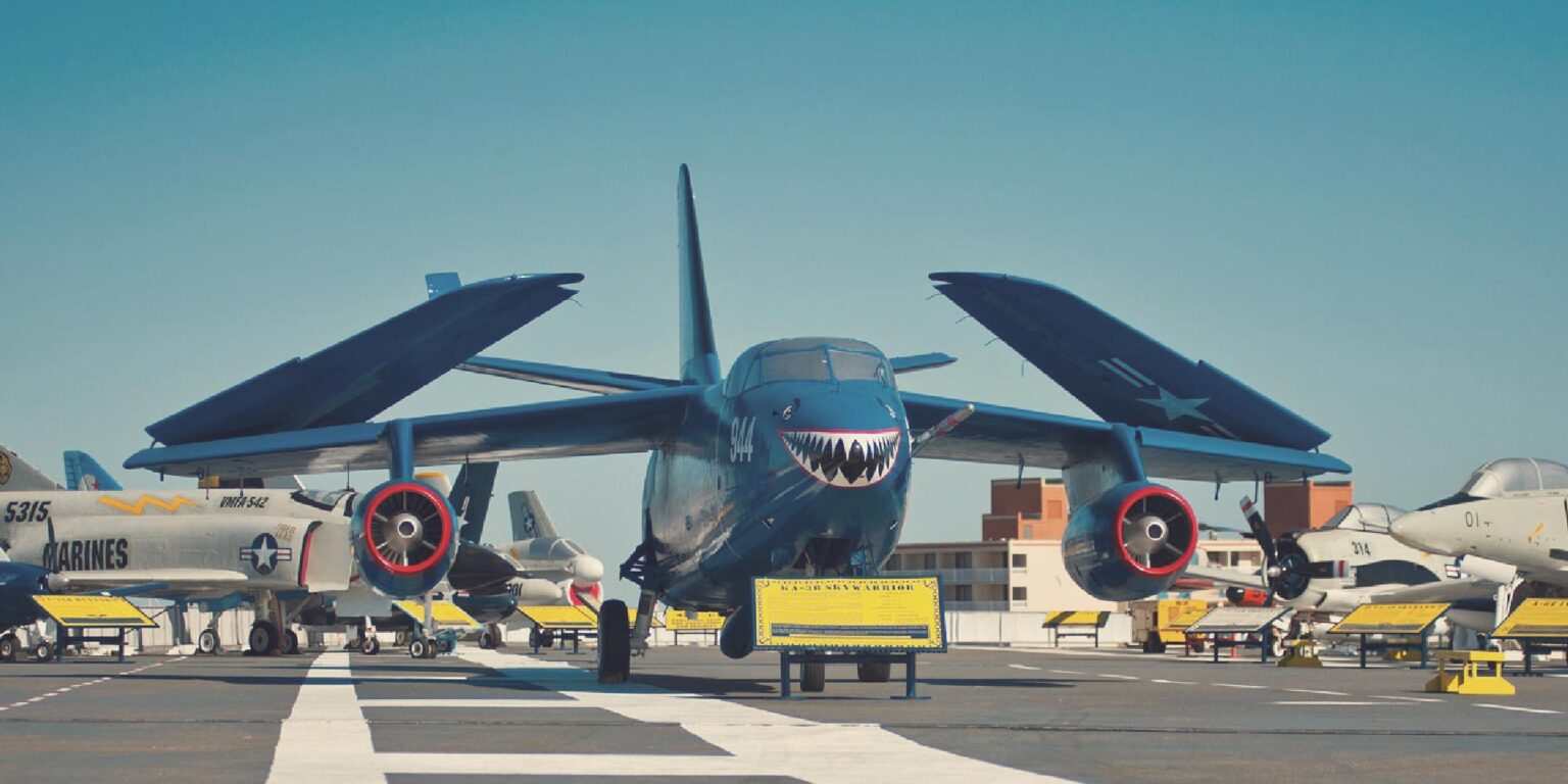 lex-flight-deck-uss-lexington
